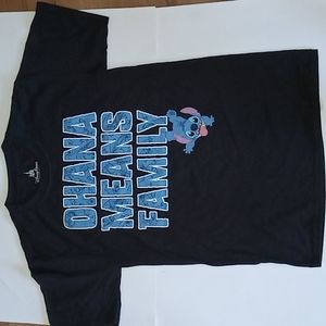 DISNEY PARKS Authentic Original BLACK OHANA MEANS FAMILY T-SHIRT SIZE SMALL